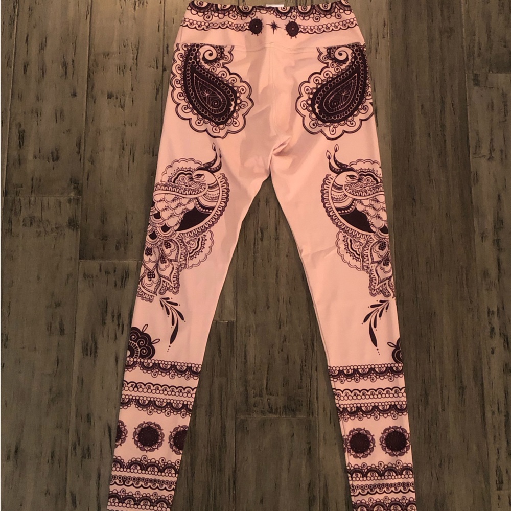 Altar Ego Peacock Henna Legging Size Small